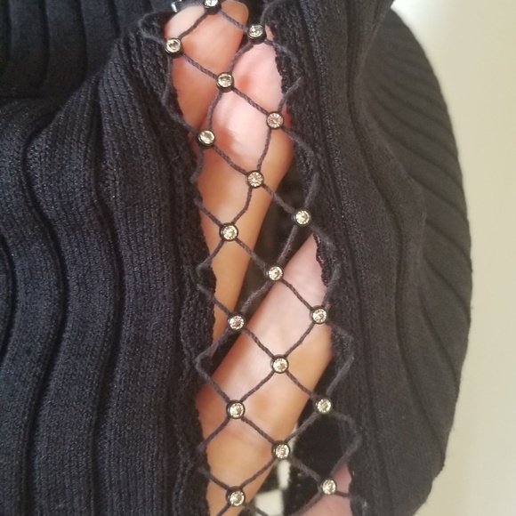 Top - Picture 3 of 7